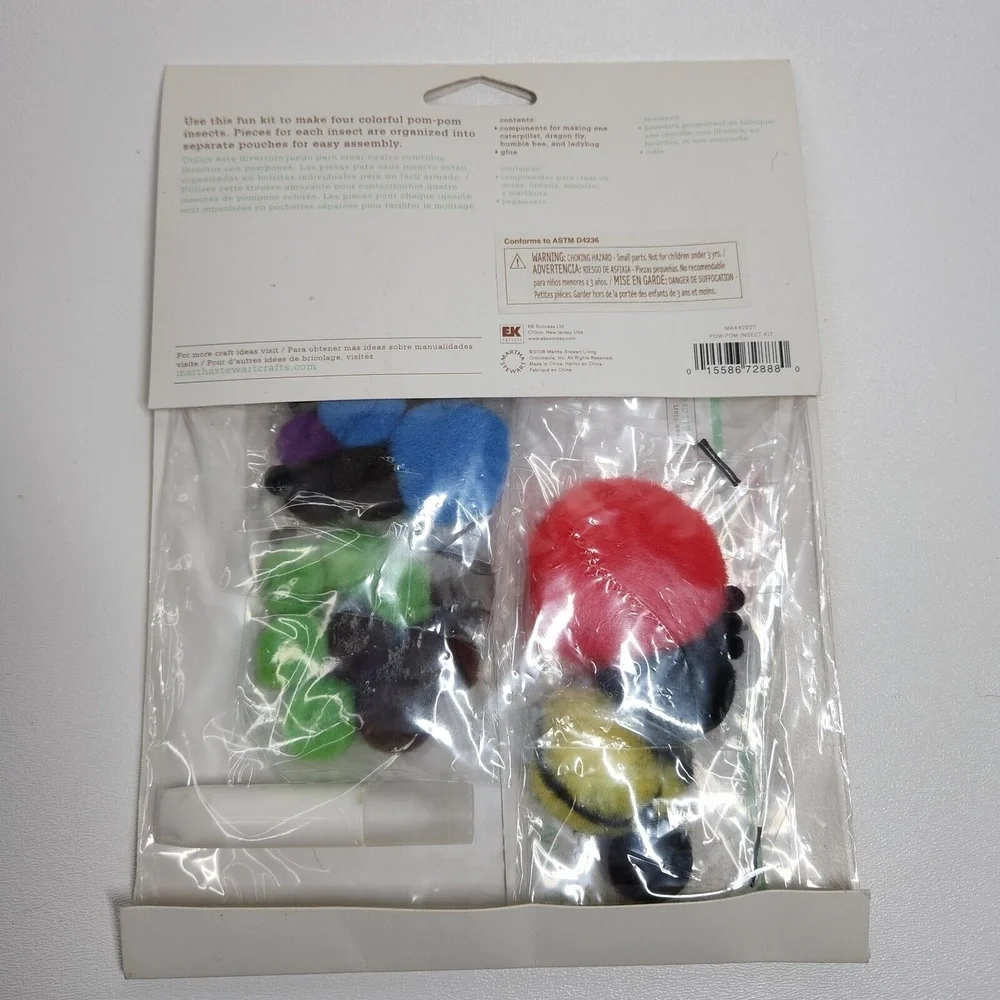 MARTHA STEWART CREATE Pom-Pom Insect Kit NEW IN PACKAGE 2008 - makes 4 insects